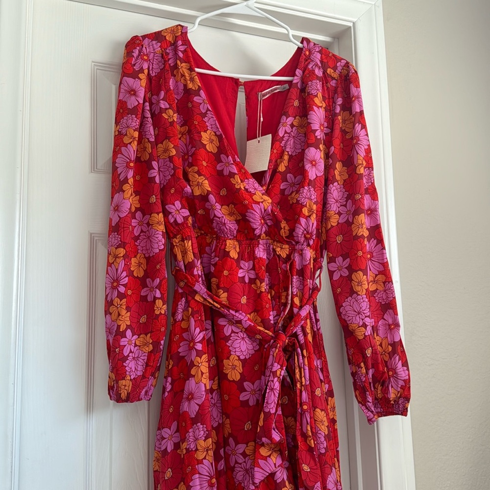 NWT VICI Collection Long Sleeve Winter Floral Dress - Size Large